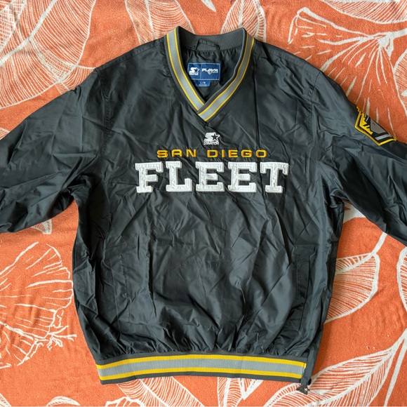 STARTER San Diego Fleet V-Neck Pullover - Picture 2 of 9